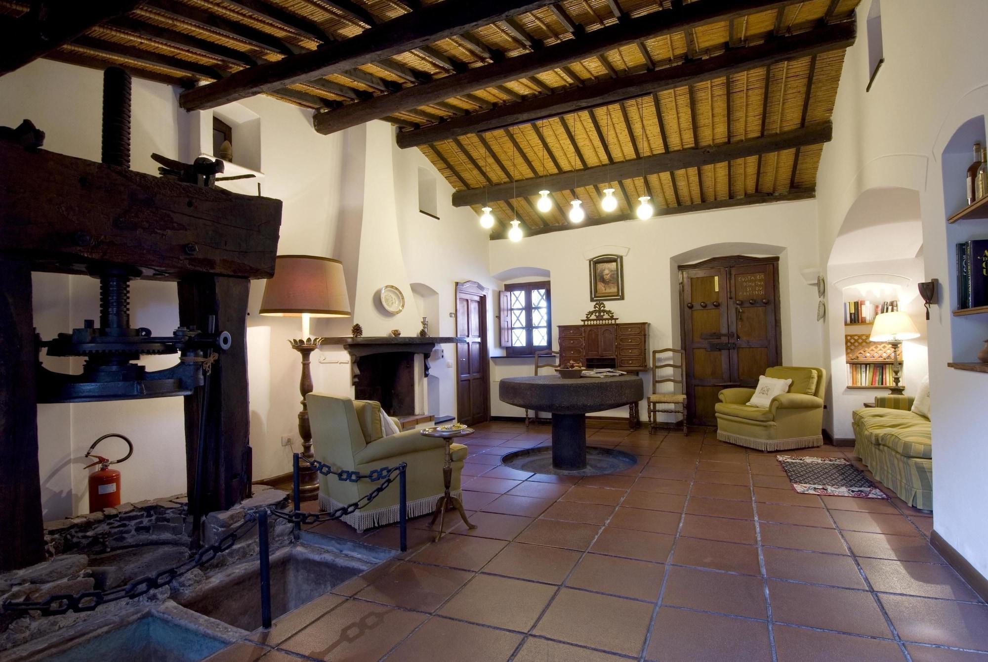 Hotel Lucrezia リオーラ・サルド エクステリア 写真